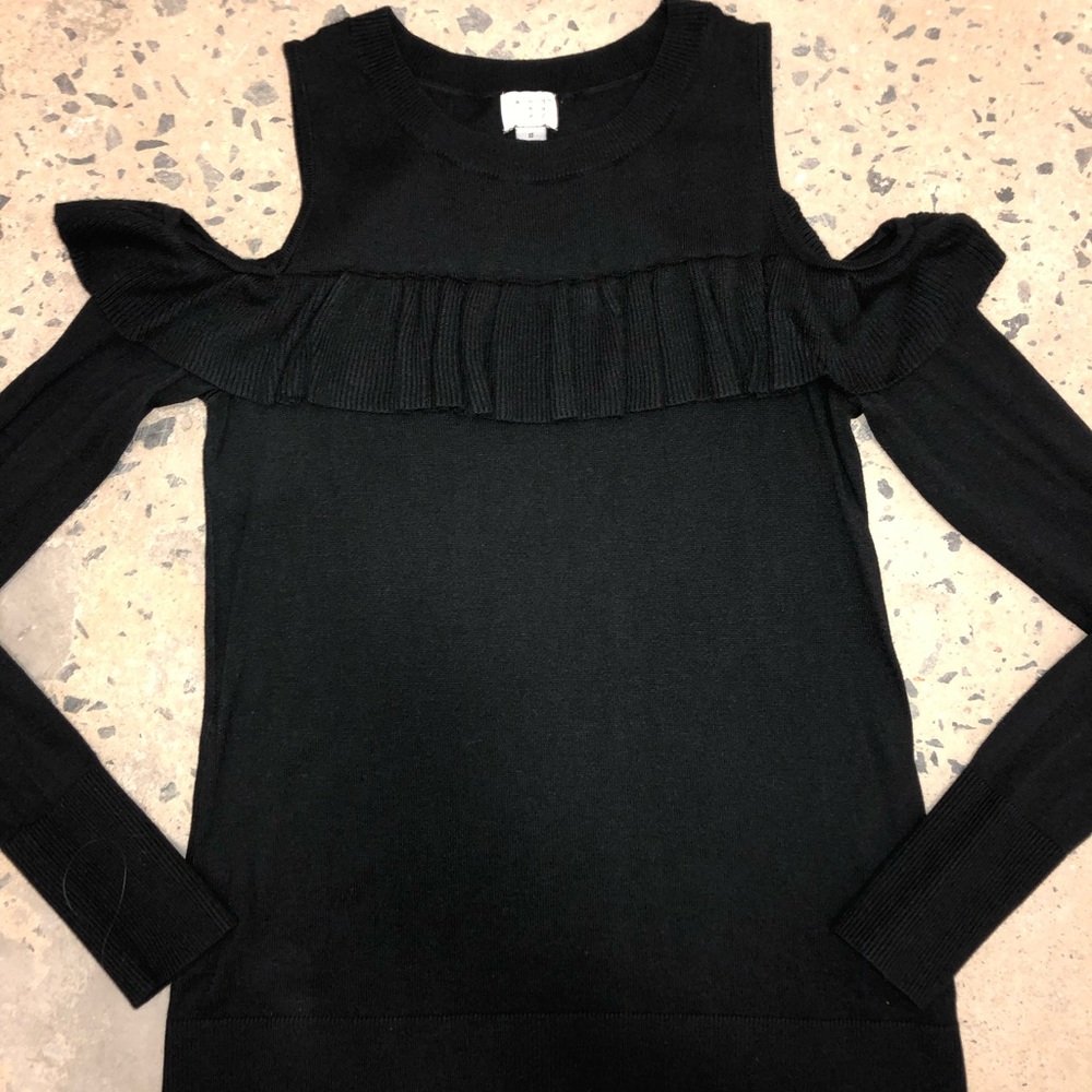A New Day black long sleeve sweater.
